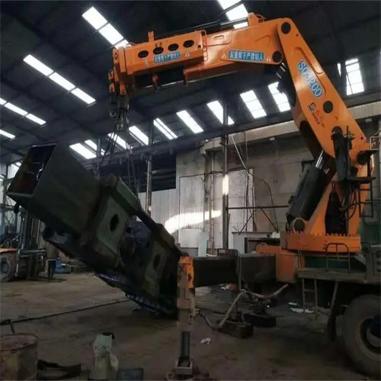 如东县200吨折臂吊出租