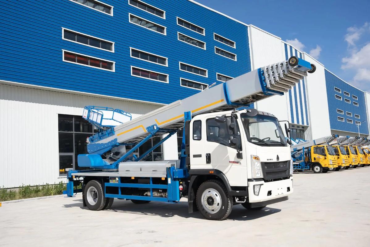 如东县出租云梯车高空作业车 建筑垃圾搬运